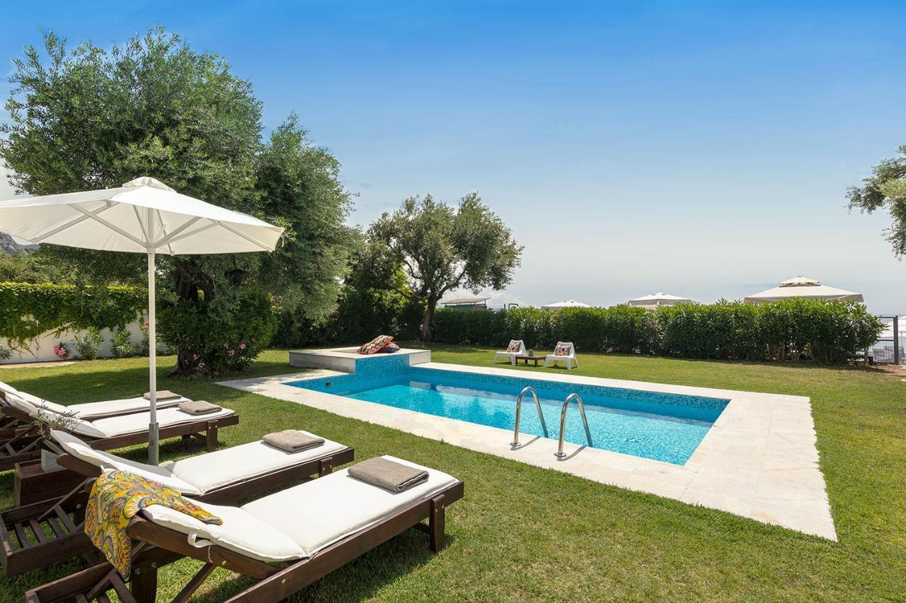 Villa Piedra Del Mar Beachfront by Villa2be Barbati Exterior foto