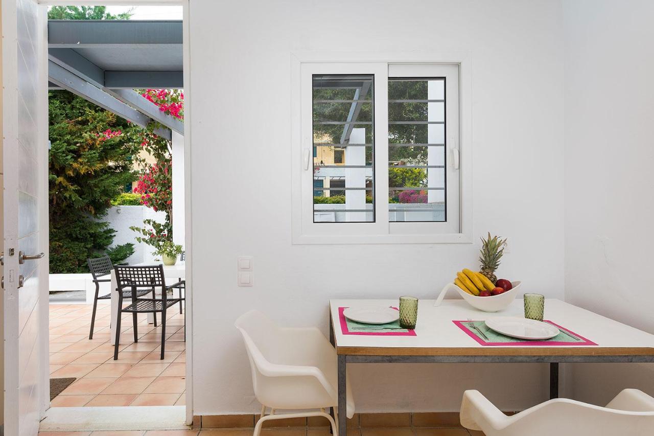 Villa Piedra Del Mar Beachfront by Villa2be Barbati Exterior foto