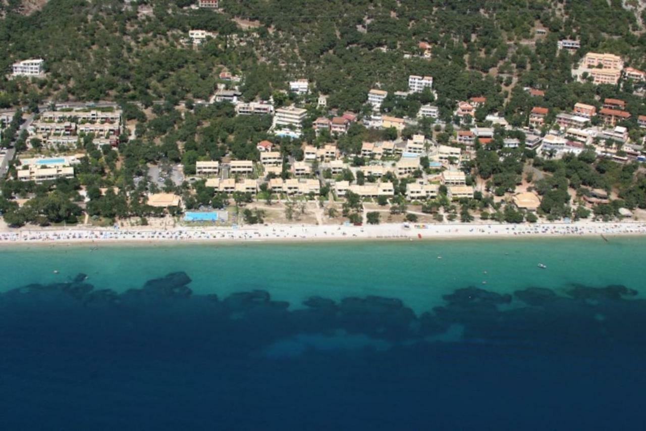 Villa Piedra Del Mar Beachfront by Villa2be Barbati Exterior foto